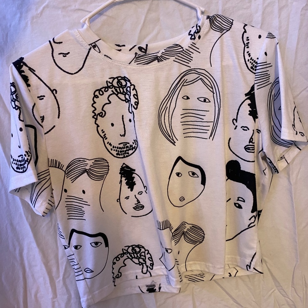 faces tee shirt 😨